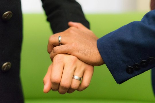 لبنان: زواج مثلي بين ابن الوزير الراحل فؤاد بطرس وابن النائب السابق مانويل يونس