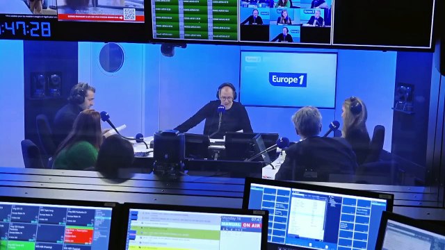 «Moi et François Mitterrand» de Hervé Le Tellier et la série «A spy among friends»