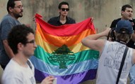 فيديو ضرب شاذ جنسي يثير جدلًا في لبنان