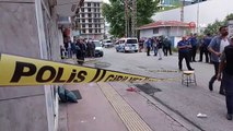 Samsun'da İşyerinin Önünde Silahlı Saldırı: Bir Kişi Ağır Yaralandı