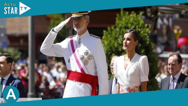 Letizia d’Espagne : elle rayonne dans un ensemble aux couleurs vitaminées