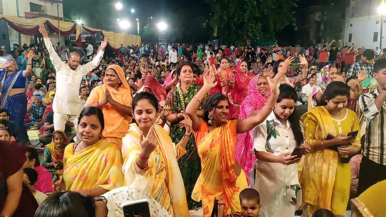 Video...खाटू श्याम का दरबारभक्ति रस में भीगे श्याम भक्त, भजनों ने किया सराबोर