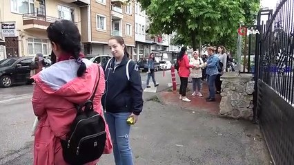 Les candidats LGS sont à l'intérieur, leurs familles transpirent dehors