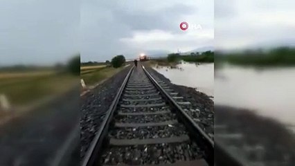 FACİADAN BÖYLE DÖNÜLDÜ! TRENİ DURDURMASALAR...