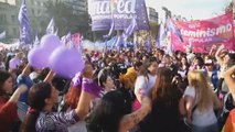 Miles de mujeres toman las calles de Buenos Aires contra la violencia machista