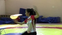 KOCAELİ - Cimnastik, yüzme ve teniste başarılı olan genç sporcu, wushuda dünya şampiyonu olmak için çalışıyor