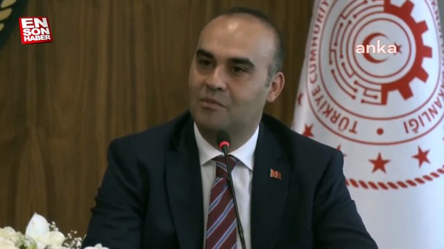Mustafa Varank görevini Mehmet Fatih Kacır'a teslim etti