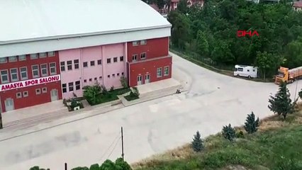 FIRTINADA YÜRÜYEMEYEN ADAMIN İMDADINA POLİS YETİŞTİ