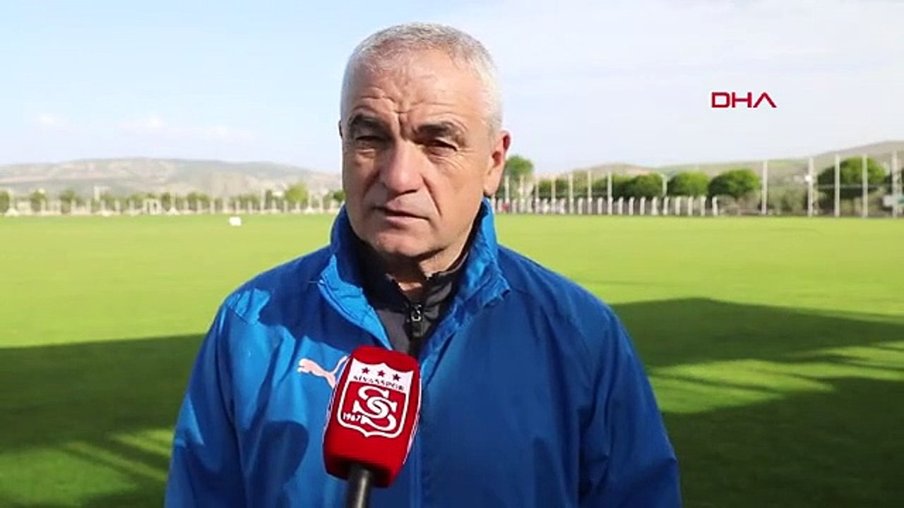 Rıza Çalımbay：Nous avons servi si longtemps parce que nous sommes heureux