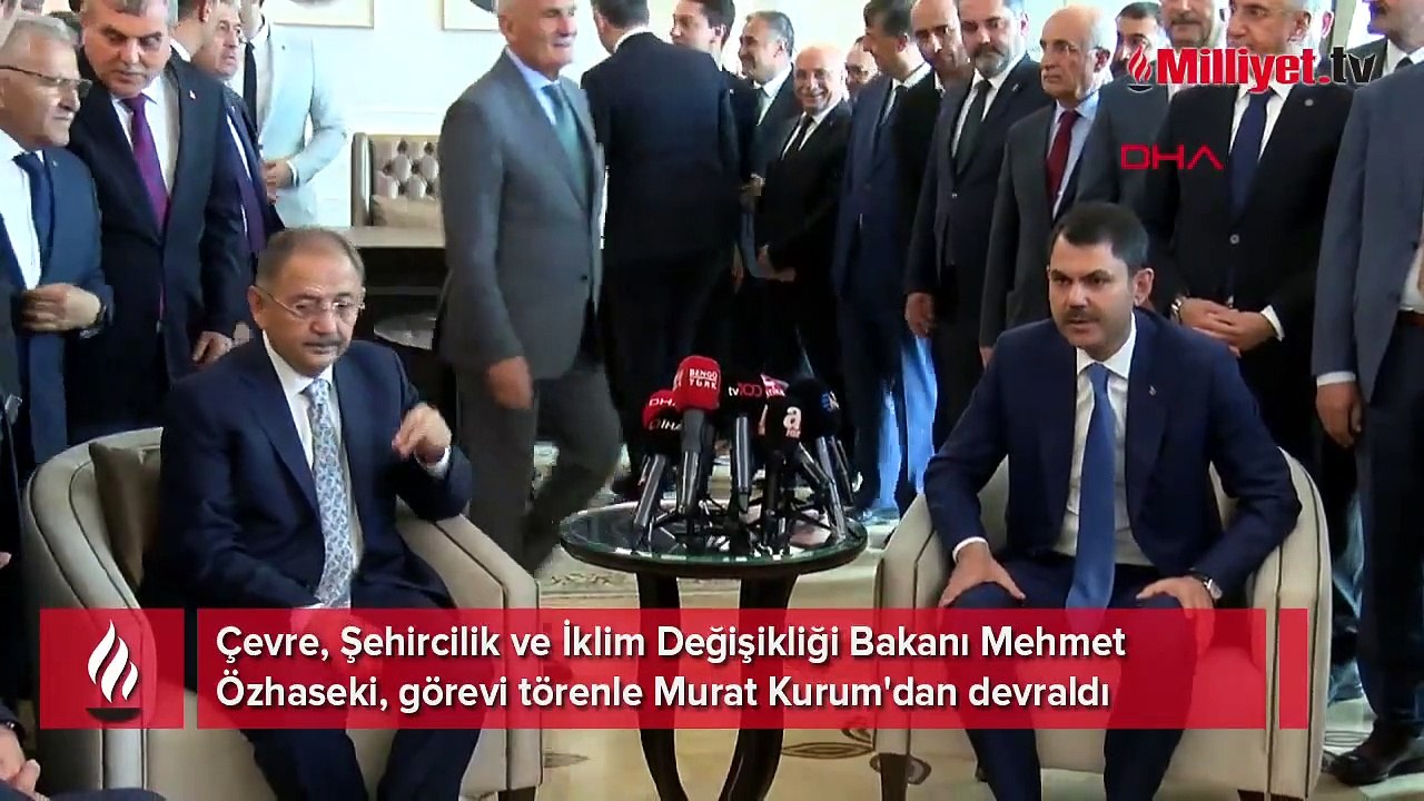 Çevre Bakanlığı'nda devir teslim! Özhaseki görevi Kurum'dan devraldı