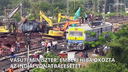 Fotókon keresik szeretteiket az indiai vonatbaleset után a hozzátartozók