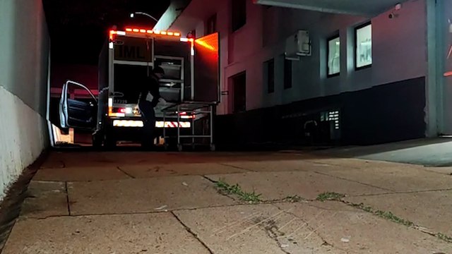 Corpo de homem que morreu atropelado na BR-277 é encaminhado ao IML