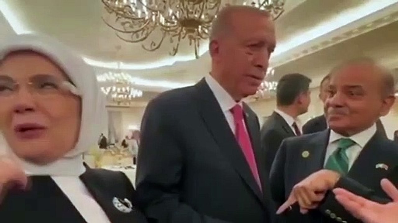 Le cadeau du Premier ministre pakistanais à Erdogan était à l'ordre du jour ! Le dialogue "mangue" riant entre les deux