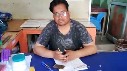 कबाड़ के बीच संचालित पैथोलॉजी लैब, बोर्ड और न संसाधन