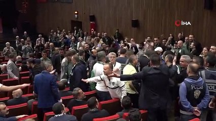 Kocaelispor'da gergin kongre