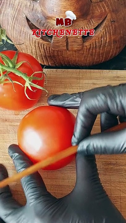 Tomato Peeling Hack : This kitchen hack will blow your mind  : Easy ways to peel tomato