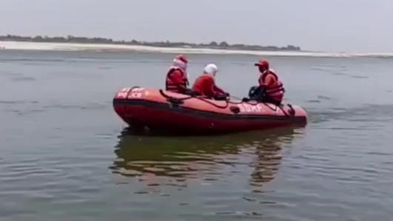 प्रयागराज: नदी डूबे किशोरों का नहीं लगा सुराग, एनडीआरएफ टीम का जारी हैं रेस्क्यू ...