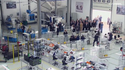 شاهد: بعد غياب لأشهر في الغابون.. ملك المغرب يعود إلى أنشطته المكثفة