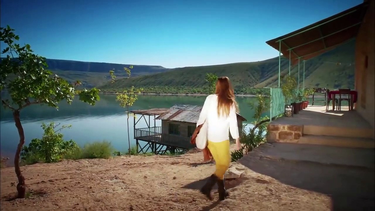 مسلسل ورد وشوك الحلقة 15