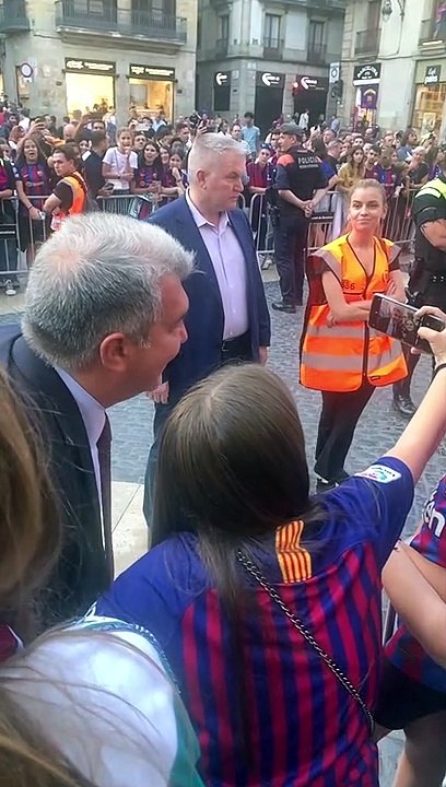 Laporta: "Traer a Messi está difícil"