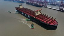 شاهد: أكبر سفينة حاويات في العالم تستعد للشروع في رحلتها الأولى