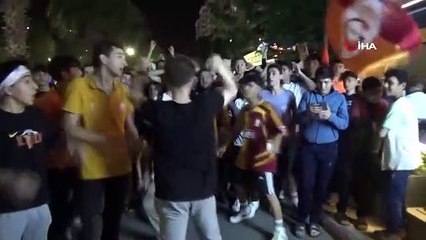 Okan Buruk: "Amacım daha uzun yılar burada çalışmak, Avrupa'da başarılar görmek" -2-
