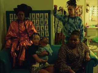 'Medusa Deluxe: Asesinato, Obsesión, Peinados' - Tráiler oficial subititulado