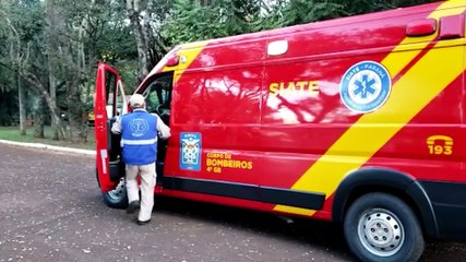 Criança fica ferida ao cair de brinquedo no parquinho do Zoológico