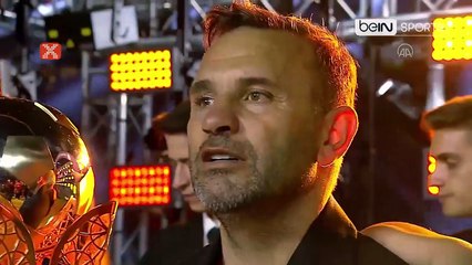 Galatasaray, şampiyonluk kupasını kaldırdı