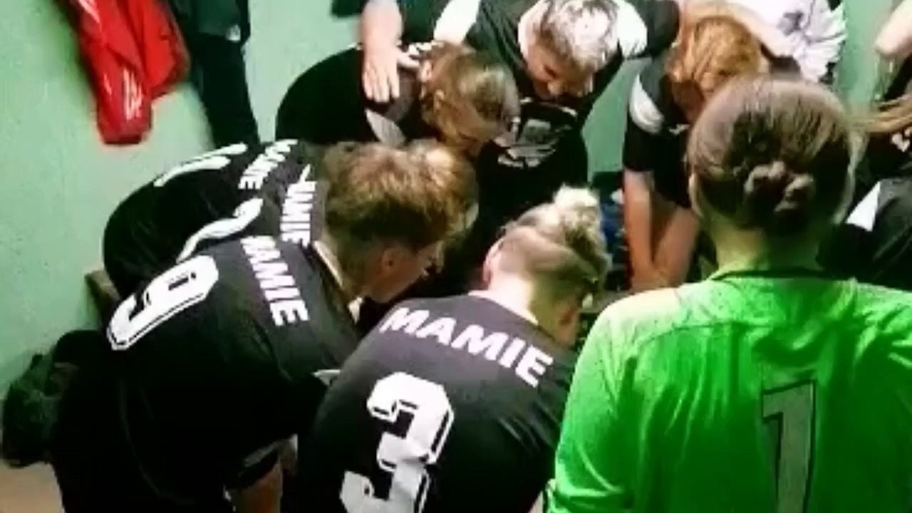 Célébration Victoire ! OH Tréfileries Neiges / ES Tourville (Championnat R2F le 04/06/2023)