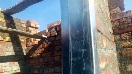 Mason mistree and Labor went to eat lunch construction work