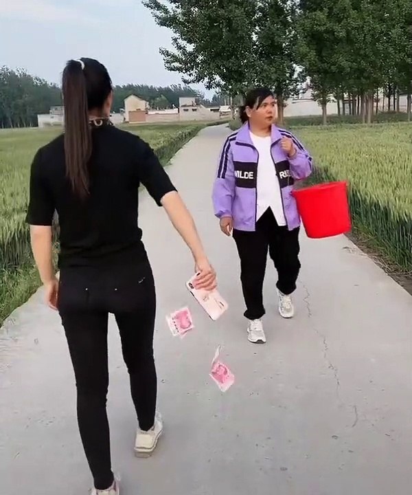 Girl, s fraud