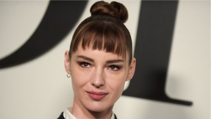 GALA VIDÉO - Louise Bourgoin mère de 2 enfants : ses tendres confidences sur son conjoint “papa poule”