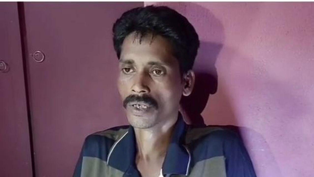 কথাগুলো শুনলে চোখের জল ধরে রাখা যাবে না ! চোখের সামনে ওইটুকু শিশু ঢুকে গেল