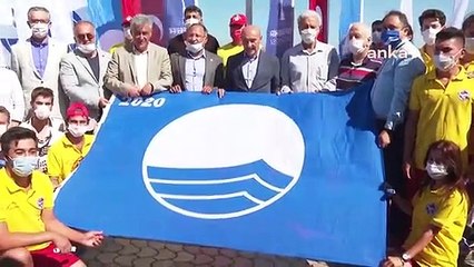 İzmir'de Mavi Bayraklı Halk Plajı Sayısı 40'a Çıktı