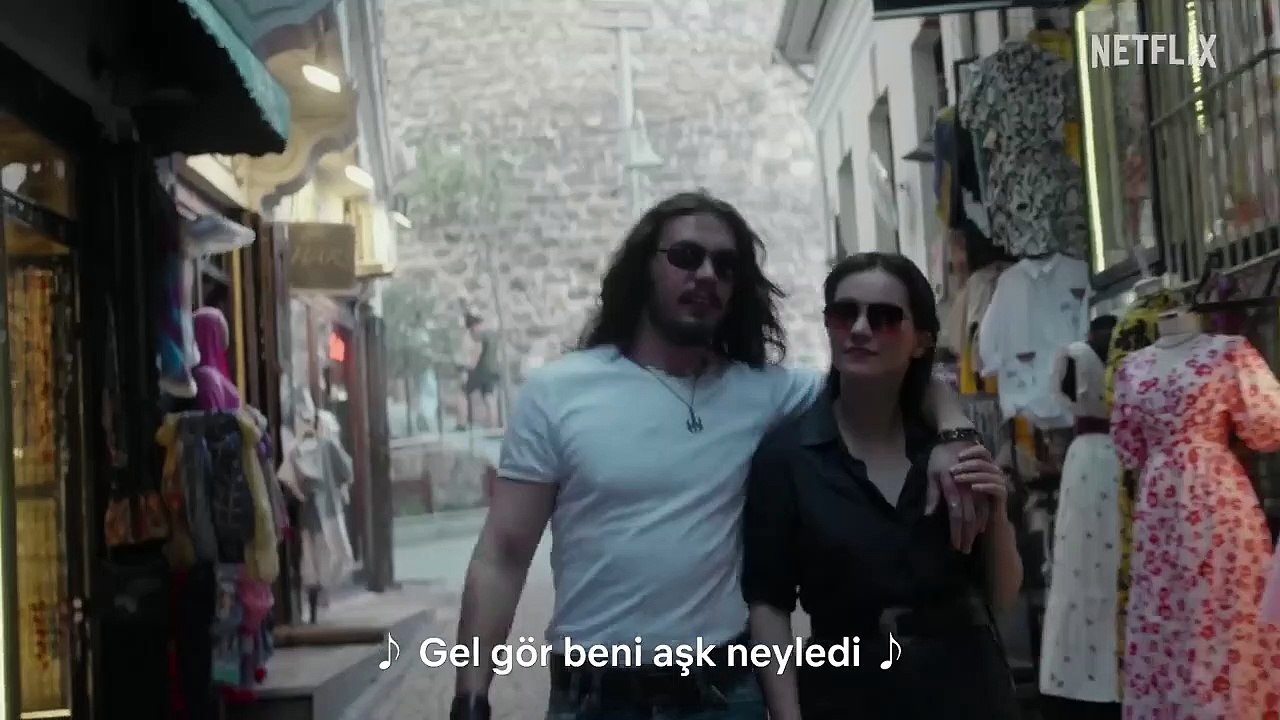 Barış Akarsu Merhaba - Gel Gör Beni Aşk Neyledi Performansı