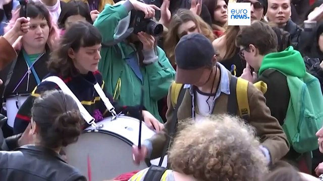 Рука Москвы: как информационная война влияет на политику соседей России?