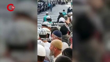 Son model çakarlı araçla geldi... Tarikat lideri böyle karşılandı!