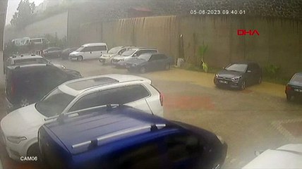 Samsun'u sağanak vurdu: İstinat duvarı böyle çoktu