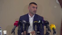 Burak Yılmaz, futbolu bıraktığını açıkladı