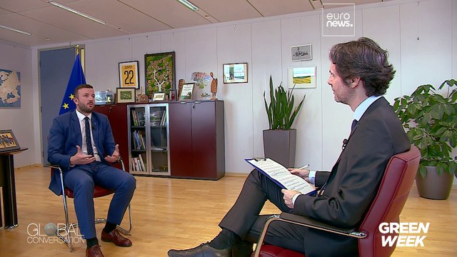 El comisario de Medioambiente de la UE considera las políticas medioambientales como un maratón