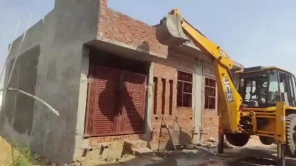 गाजियाबाद: अवैध निर्माण पर जमकर गरजा जीडीए का बुलडोजर, छह कॉलोनी ध्वस्त