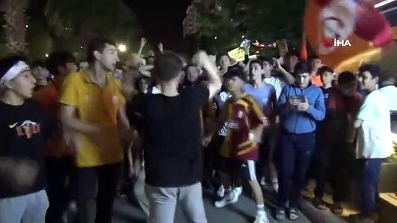 Okan Buruk eşi kimdir? Okan Buruk eşi Nihan Buruk kaç yaşında, nereli?