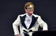 Elton John revela por qué nunca actúa sin sus icónicas gafas de sol