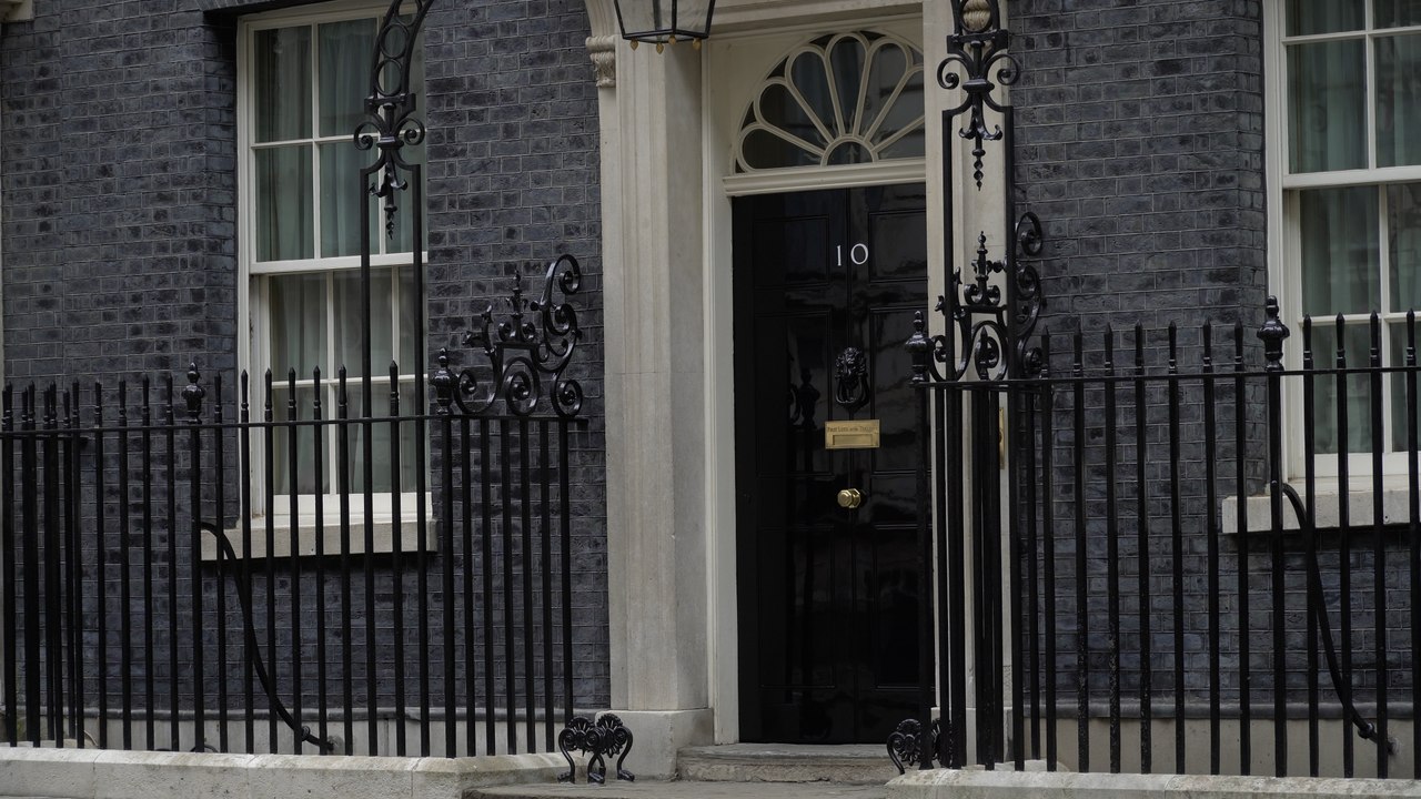 Maidstone man hands petition to Downing Street urging for energy prices to be lowered