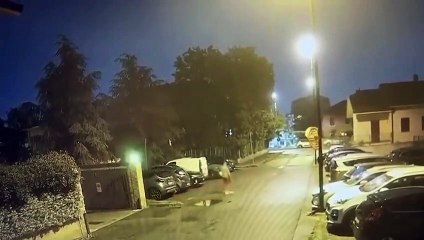 Impagnatiello entra ed esce di casa dopo l'omicidio di Giulia Tramontano