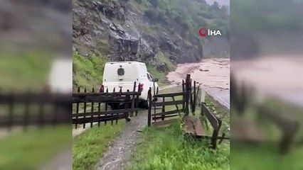 İçişleri Bakanı Yerlikaya: "Yoğun yağışlar perşembe günü Karadeniz'den çıkacak"