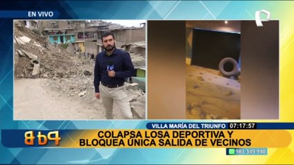 Losa deportiva colapsa en VMT: escombros bloquean única salida de vecinos