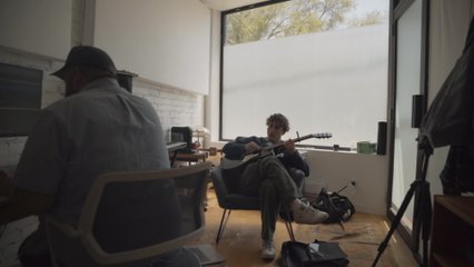 Braden Bales - PICK ME UP (Lyric Video)