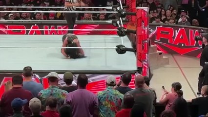 Becky Lynch qualifies for women’s Money in the Bank ladder match - WWE Raw 6/5/23